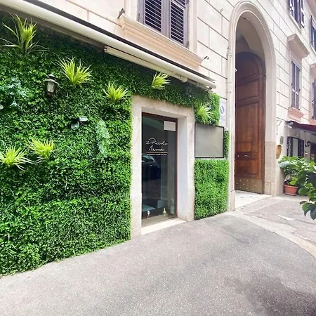 Via Veneto - Domus Juliae * רומא