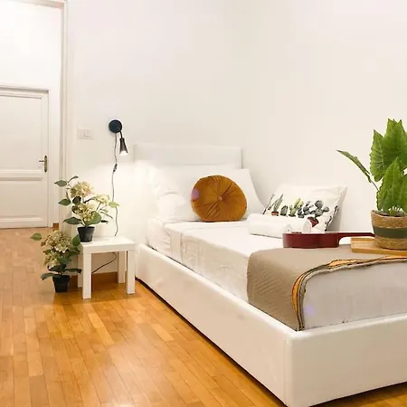 Via Veneto - Domus Juliae Apartman *